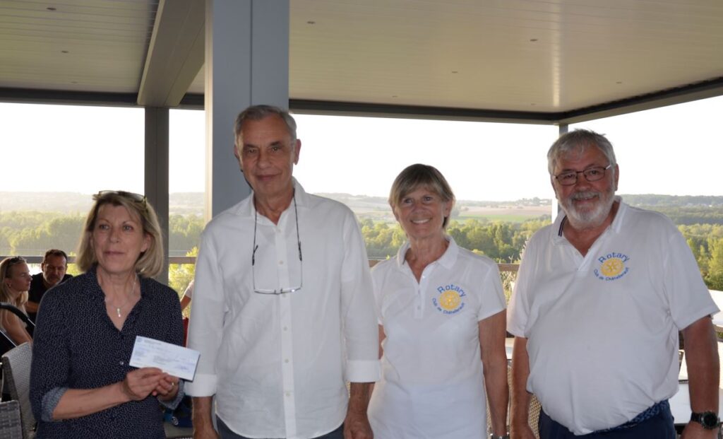Ashanah remercie le Rotary Club de Châtellerault